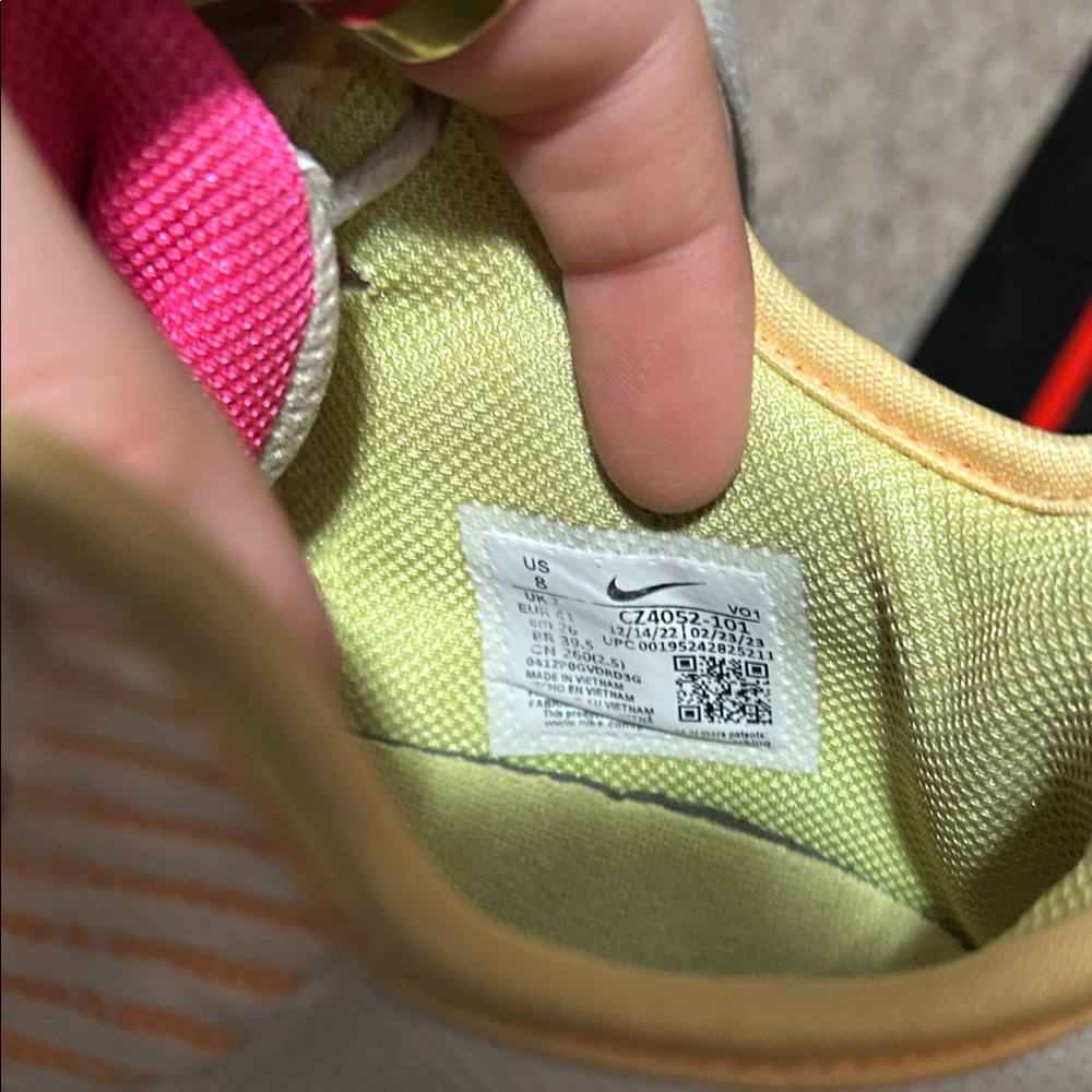 Nike Basketball - White, Yellow, and Pink - Picture 4 of 6